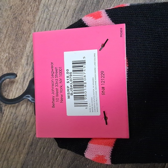 Betsey Johnson Socks - Picture 3 of 3